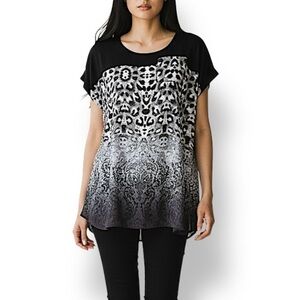 4/$20 World Unity Black White Ombre Leopard Print Colorblock Top Size Small